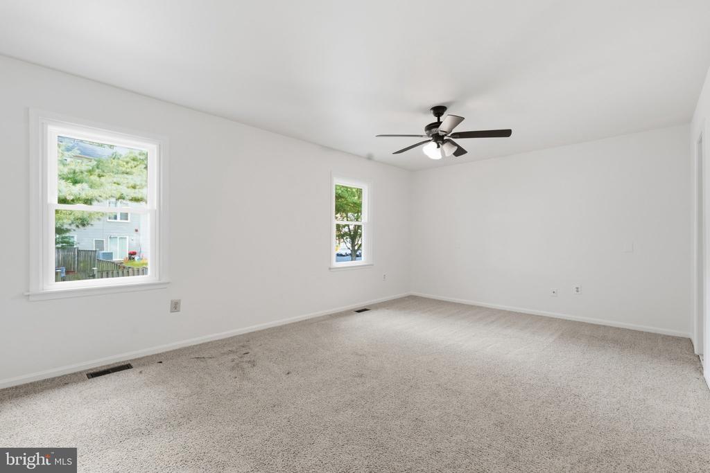 12 CATOCTIN COURT
