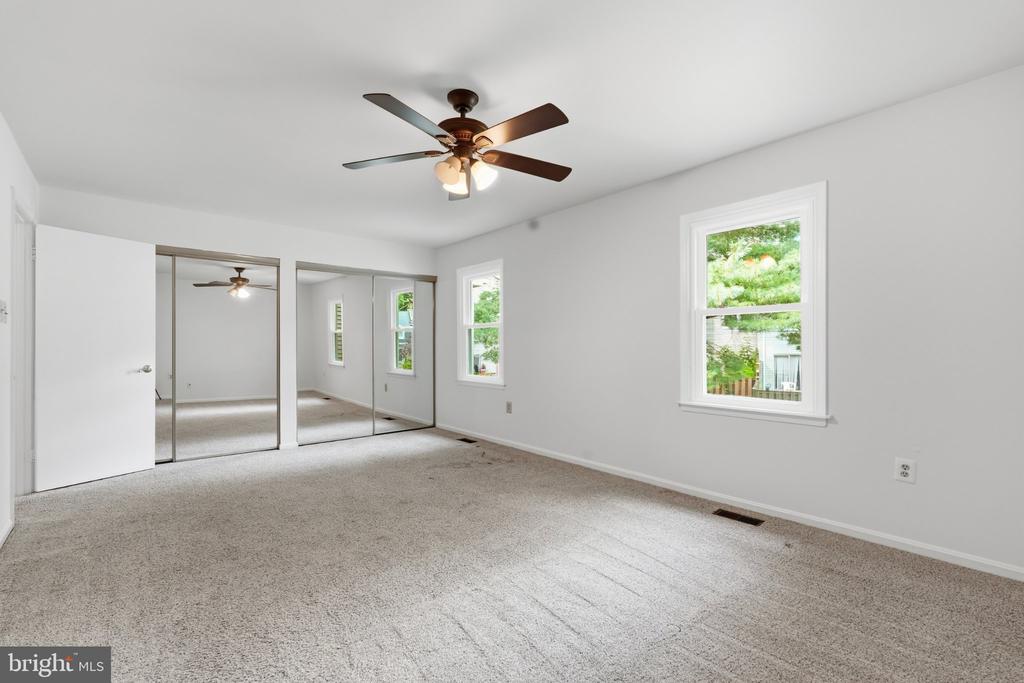 12 CATOCTIN COURT