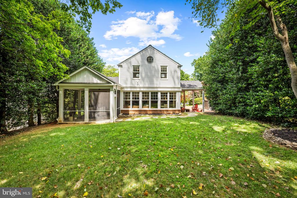 9613 PARKWOOD DRIVE