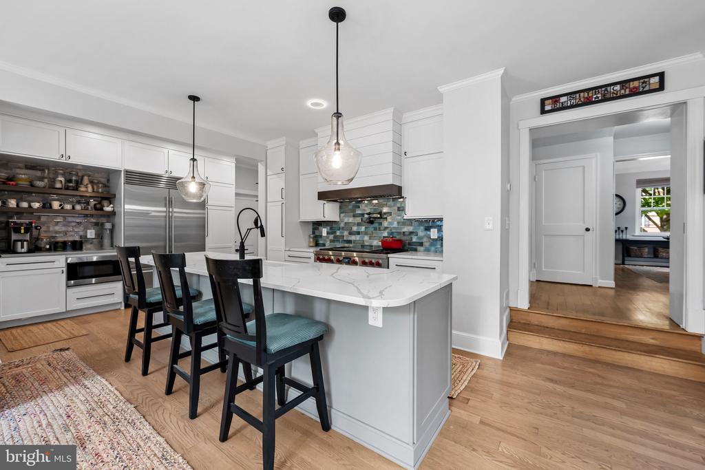 9613 PARKWOOD DRIVE