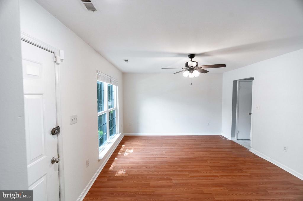 2922 STRAUSS TERRACE