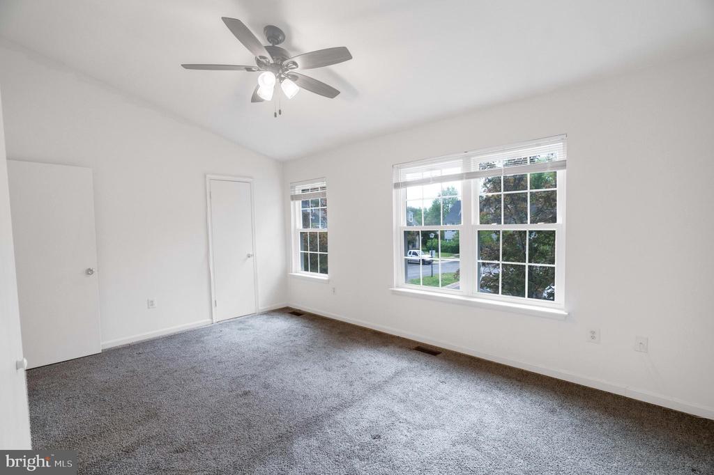 2922 STRAUSS TERRACE