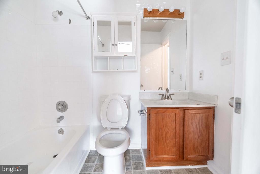2922 STRAUSS TERRACE