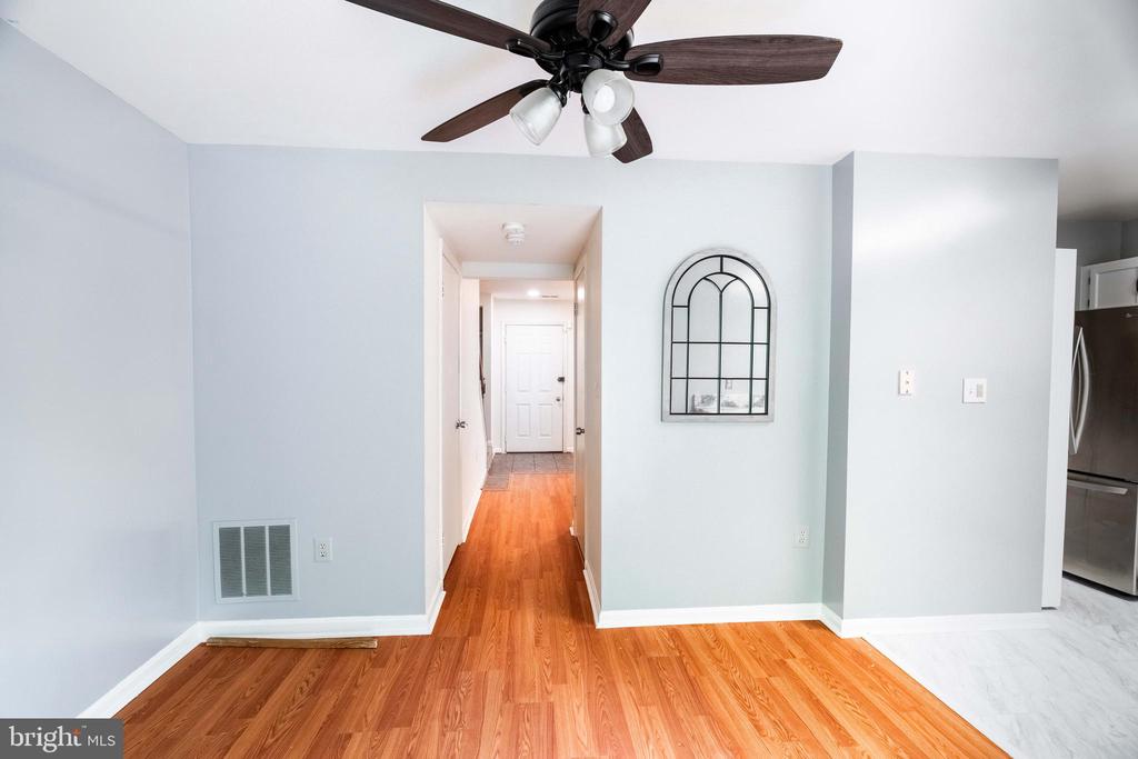 2922 STRAUSS TERRACE
