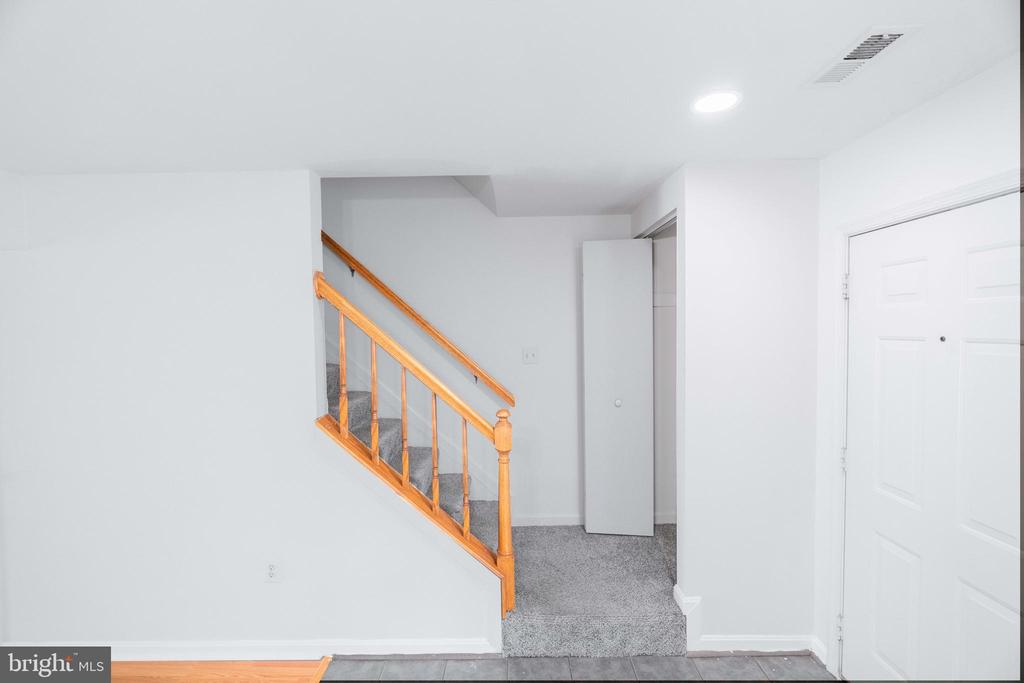 2922 STRAUSS TERRACE