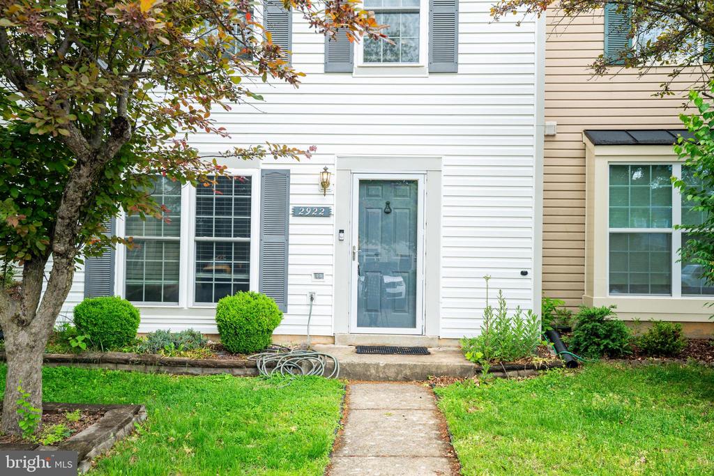 2922 STRAUSS TERRACE
