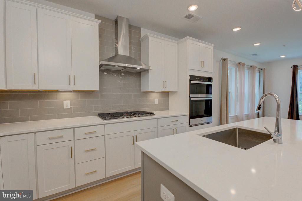 16108 FREDERICK ROAD
