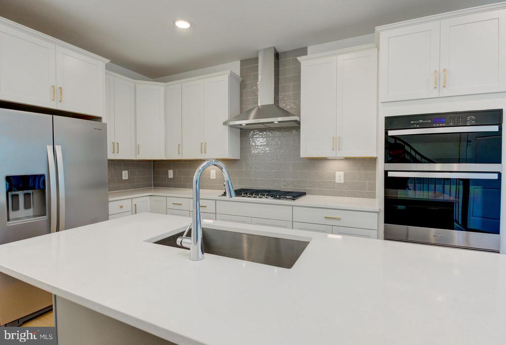 16108 FREDERICK ROAD