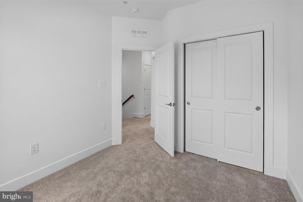 11105 MEDICAL CENTER DRIVE