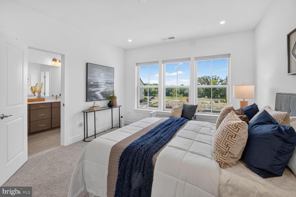 11105 MEDICAL CENTER DRIVE