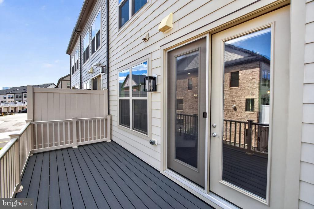 11105 MEDICAL CENTER DRIVE