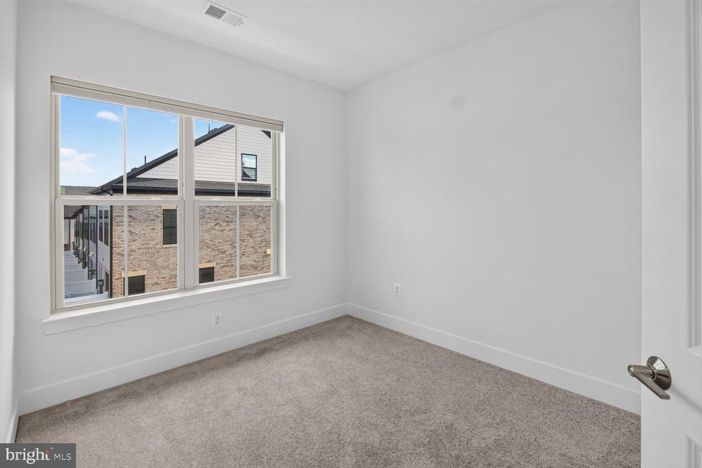 11105 MEDICAL CENTER DRIVE