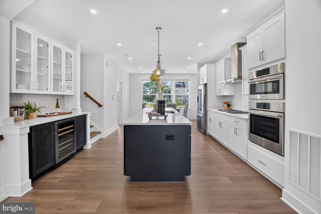 11105 MEDICAL CENTER DRIVE