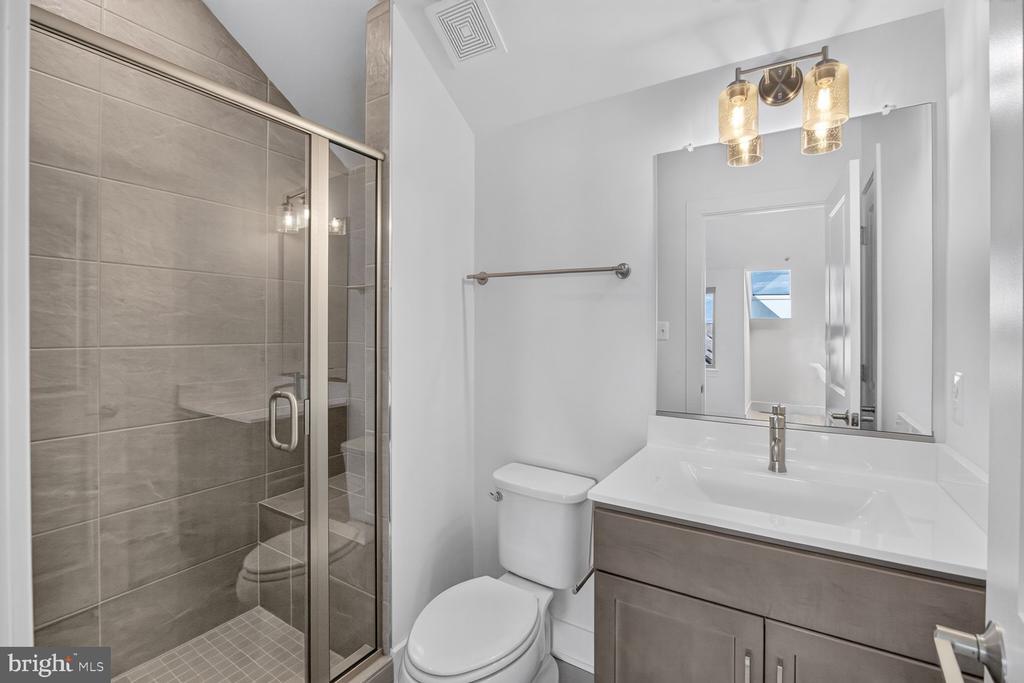 11105 MEDICAL CENTER DRIVE