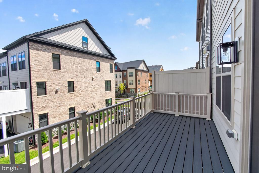 11105 MEDICAL CENTER DRIVE