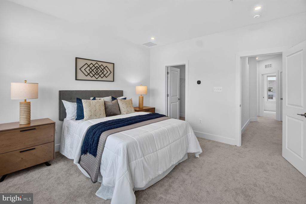 11105 MEDICAL CENTER DRIVE