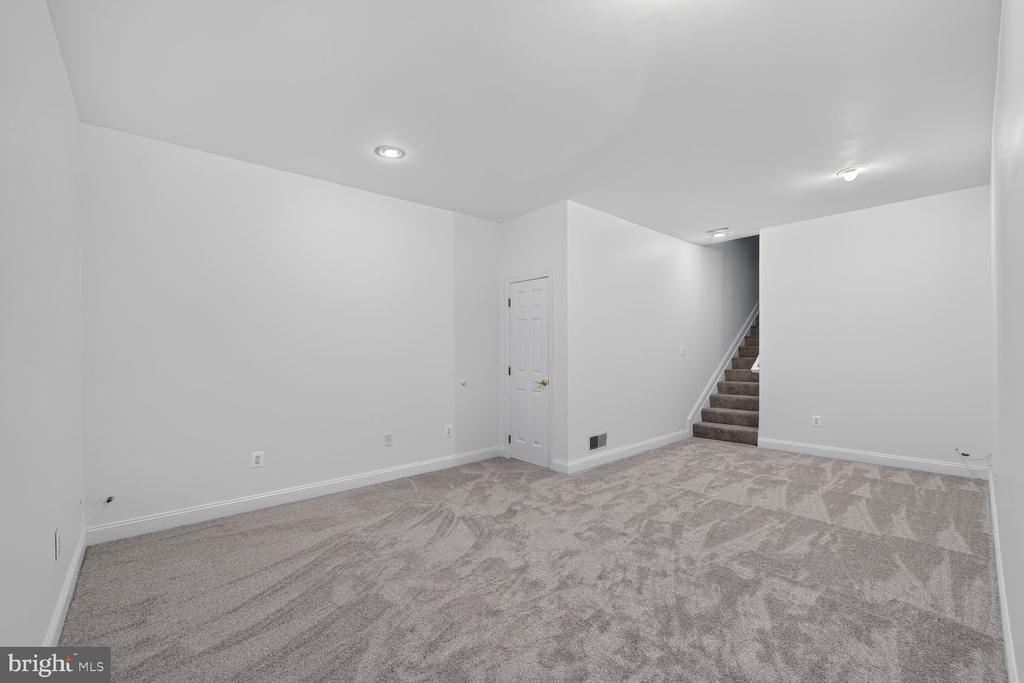 8309 OLD SEVEN LOCKS ROAD