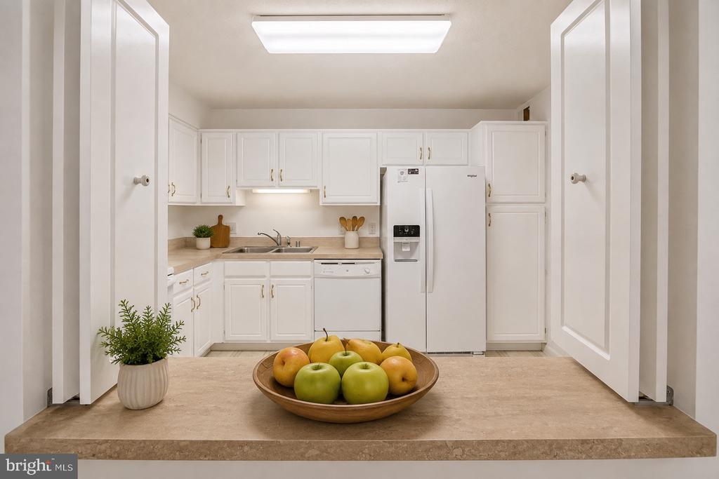14801 PENNFIELD CIRCLE Unit: 311