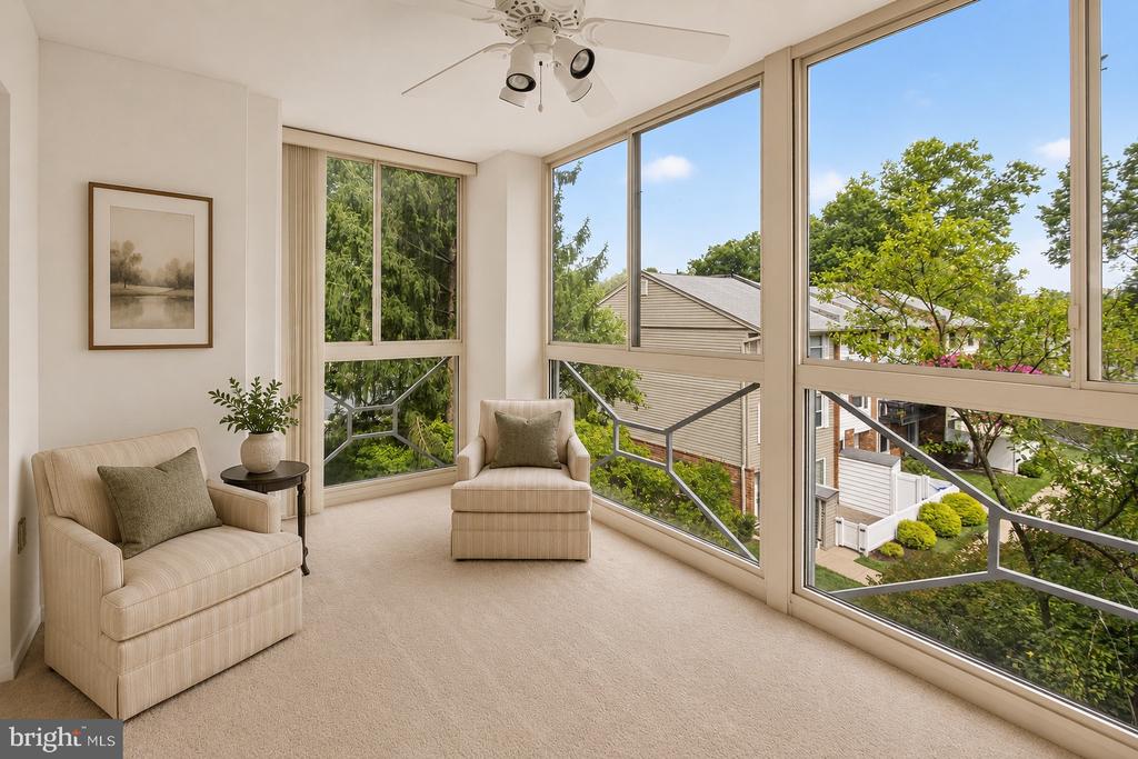 14801 PENNFIELD CIRCLE Unit: 311