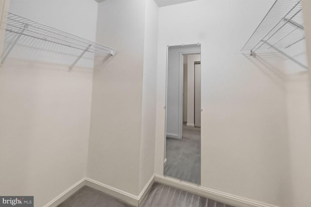 14801 PENNFIELD CIRCLE Unit: 311