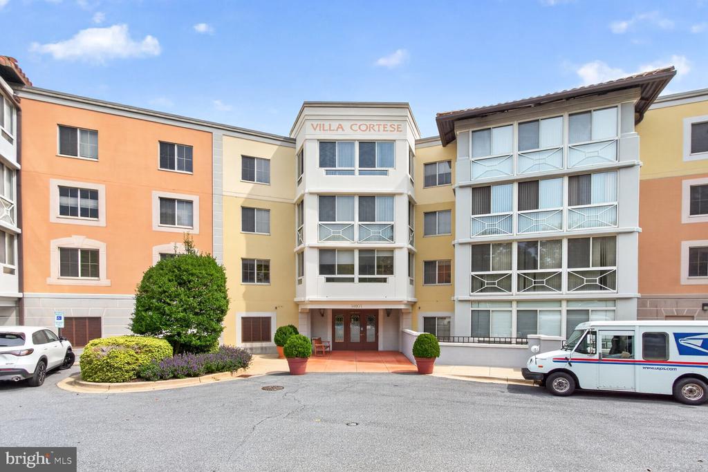 14801 PENNFIELD CIRCLE Unit: 311
