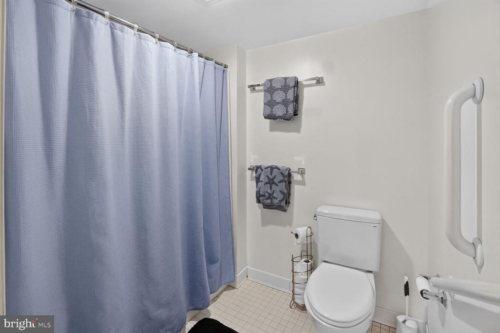 14801 PENNFIELD CIRCLE Unit: 311