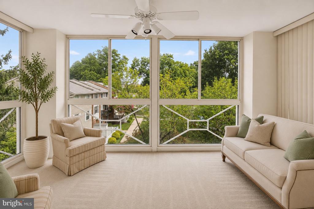 14801 PENNFIELD CIRCLE Unit: 311