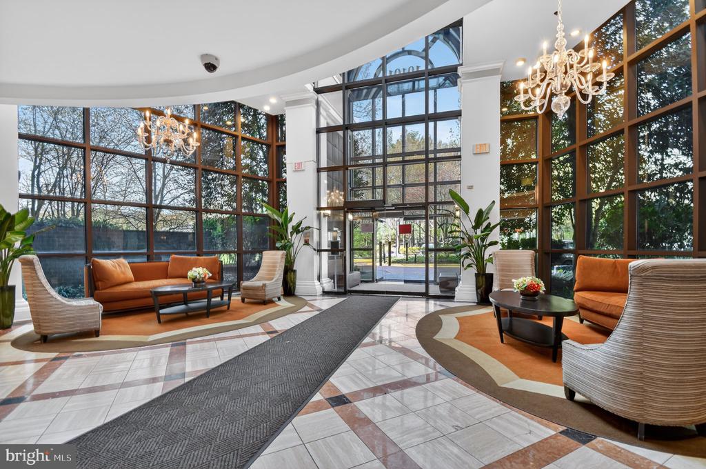 10101 GROSVENOR PLACE Unit: 701