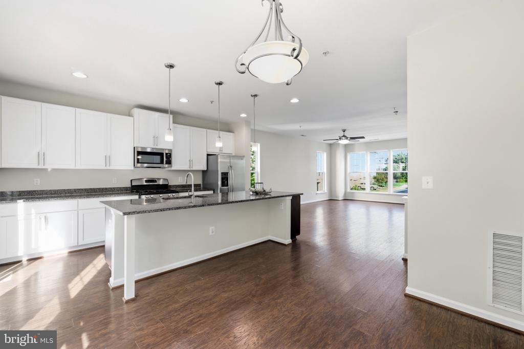22410 GLENBOW WAY