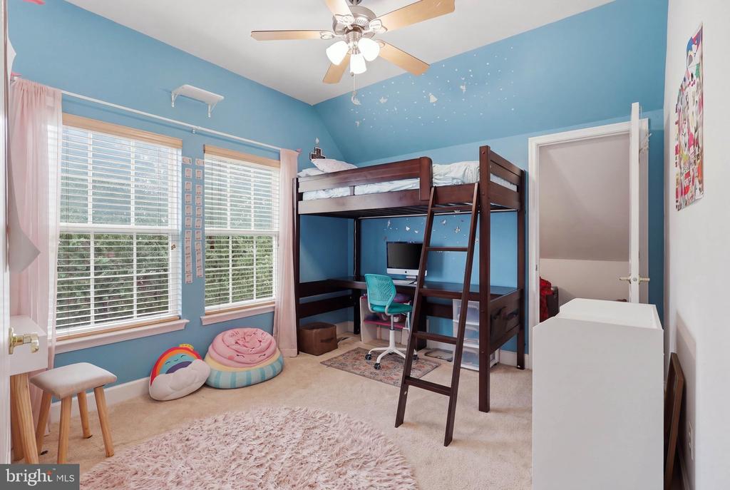 13562 STATION STREET Unit: 13562