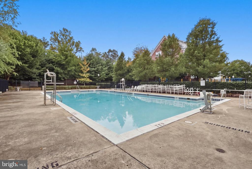13562 STATION STREET Unit: 13562