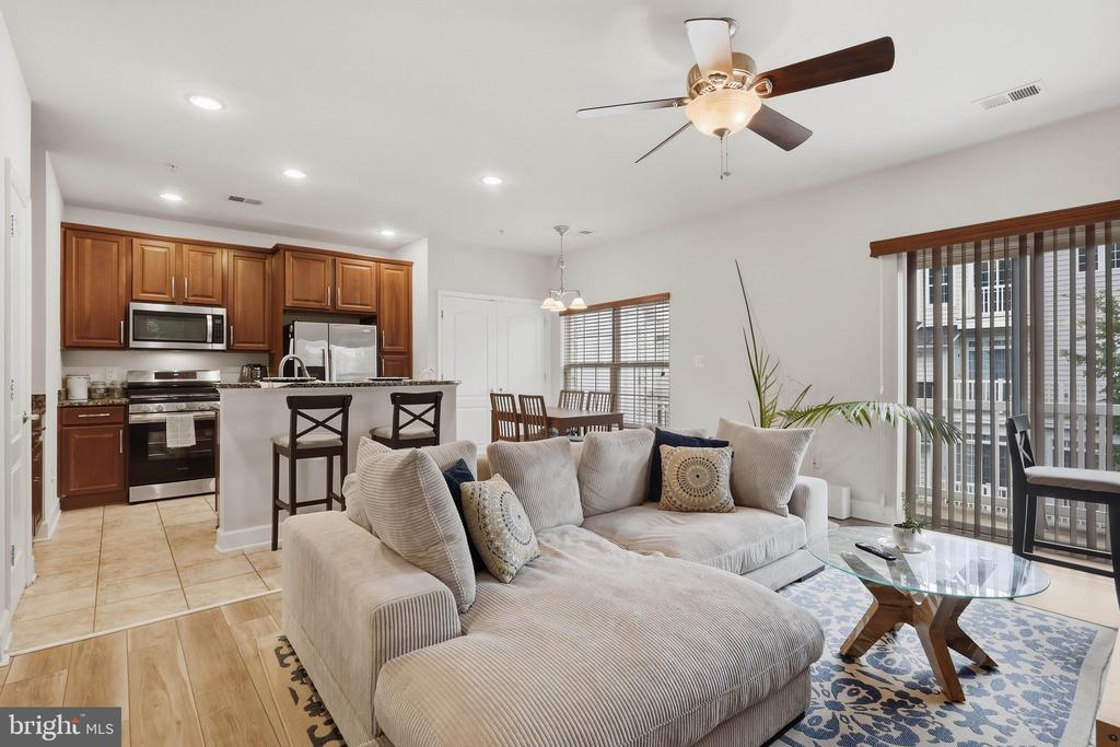 13562 STATION STREET Unit: 13562