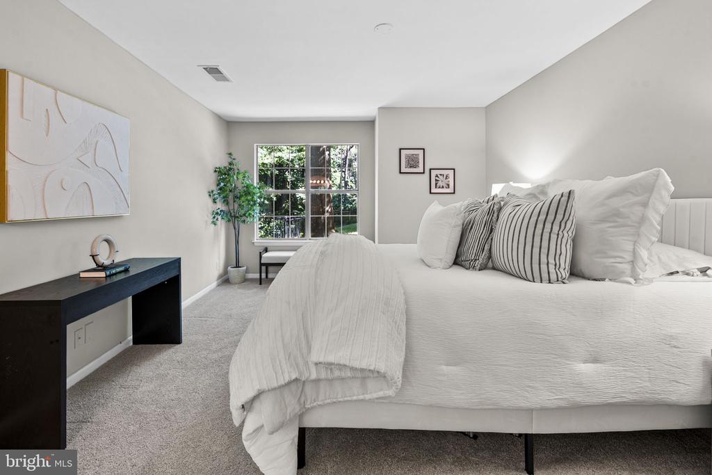 5822 INMAN PARK CIRCLE Unit: 110