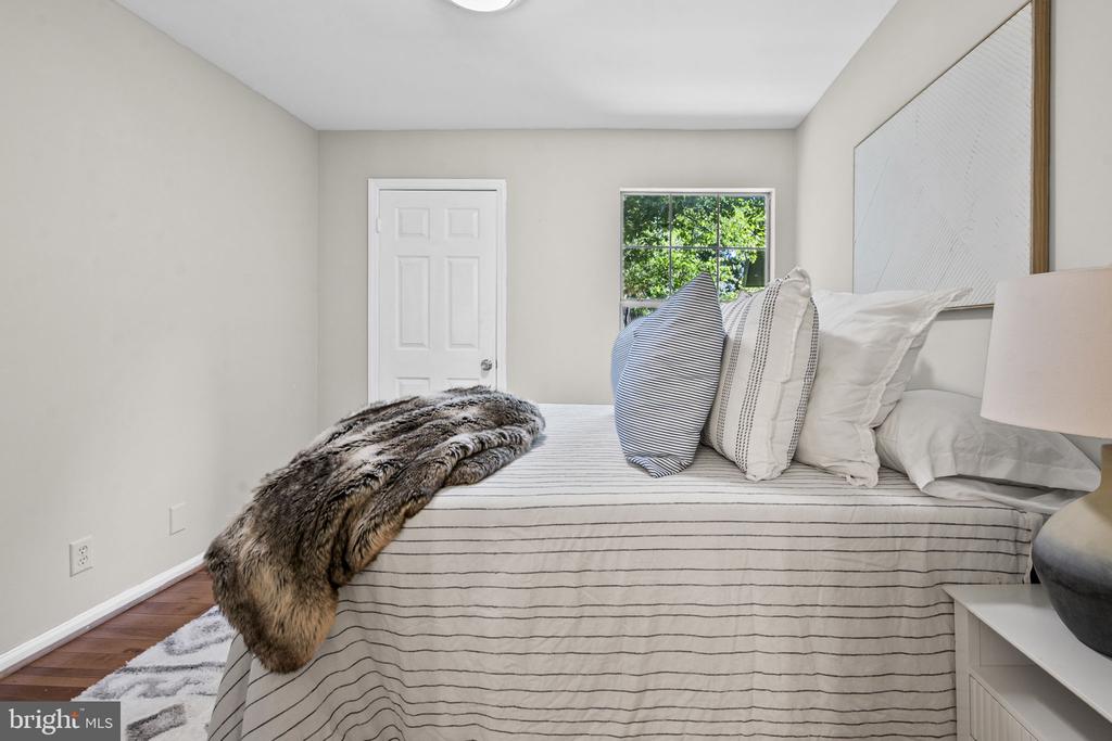 5822 INMAN PARK CIRCLE Unit: 110