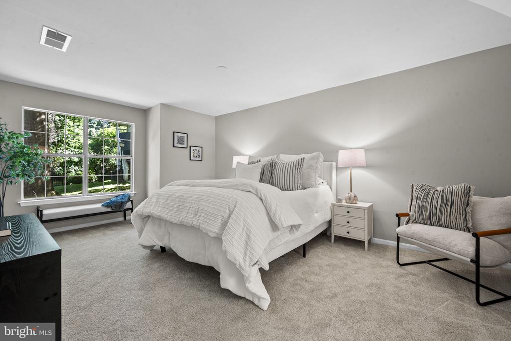 5822 INMAN PARK CIRCLE Unit: 110