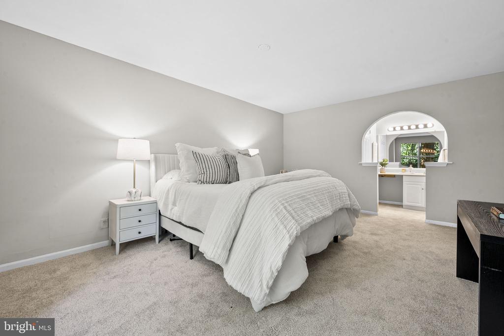 5822 INMAN PARK CIRCLE Unit: 110