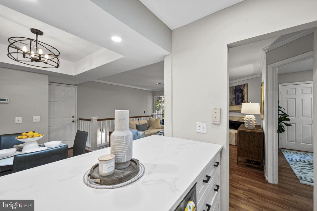 5822 INMAN PARK CIRCLE Unit: 110