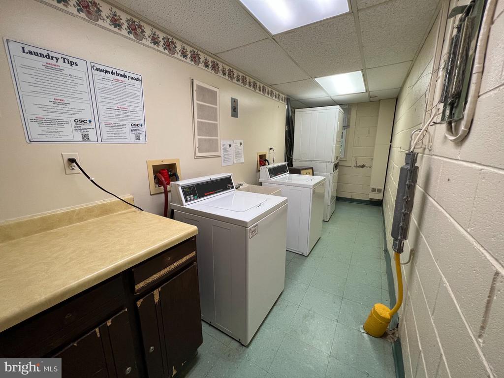 886 QUINCE BOULEVARD Unit: 202
