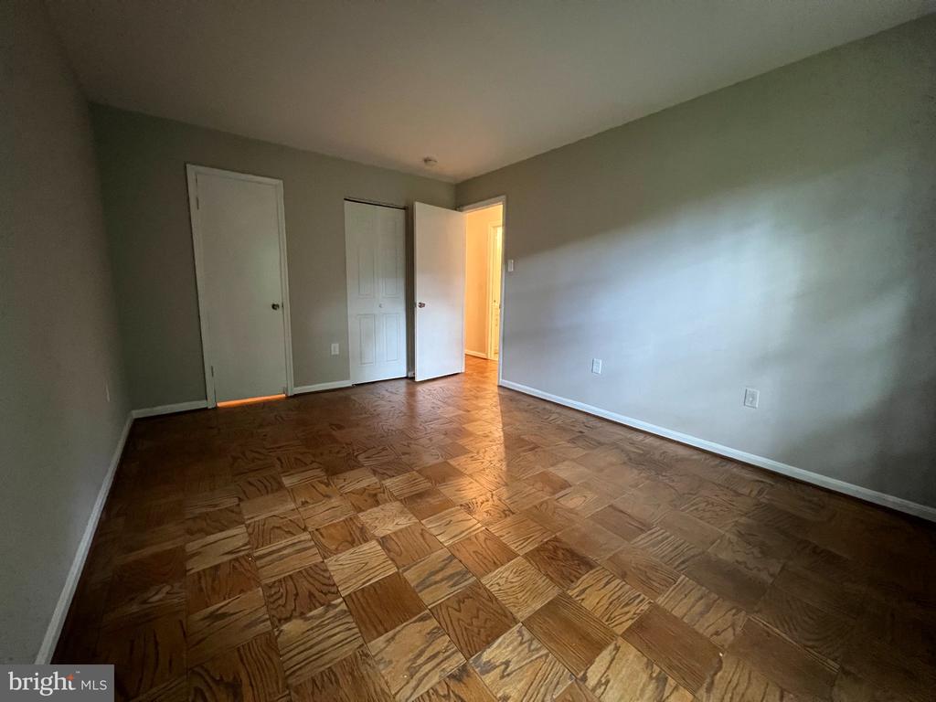 886 QUINCE BOULEVARD Unit: 202