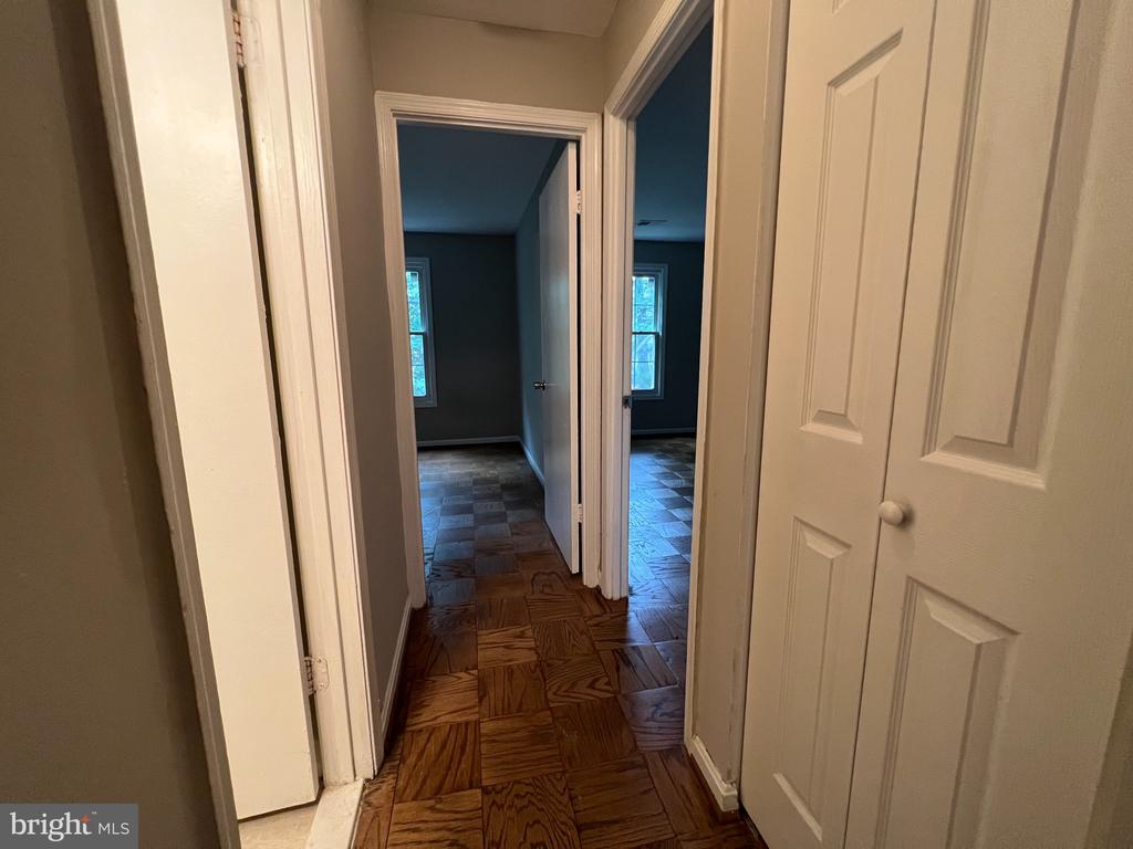 886 QUINCE BOULEVARD Unit: 202