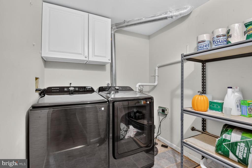 9 RICHVIEW COURT
