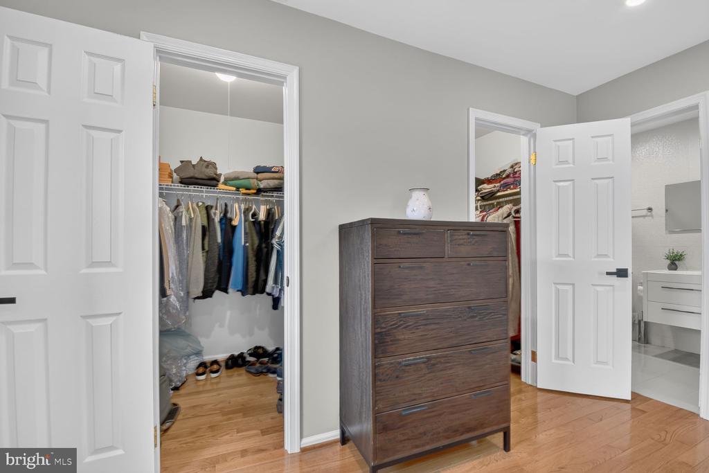9 RICHVIEW COURT