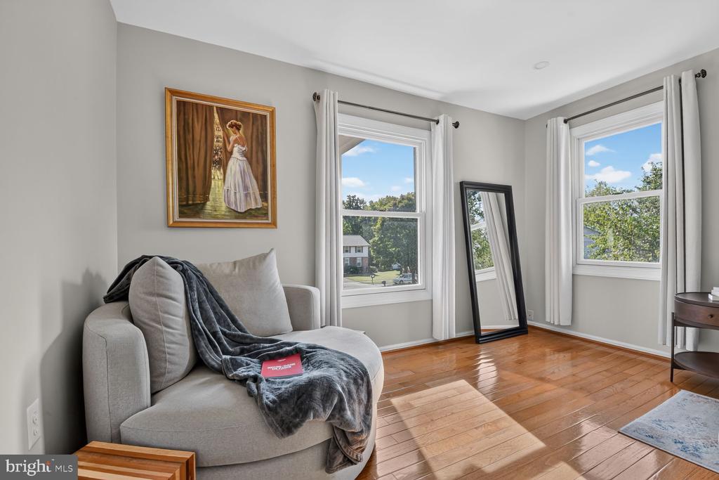 9 RICHVIEW COURT