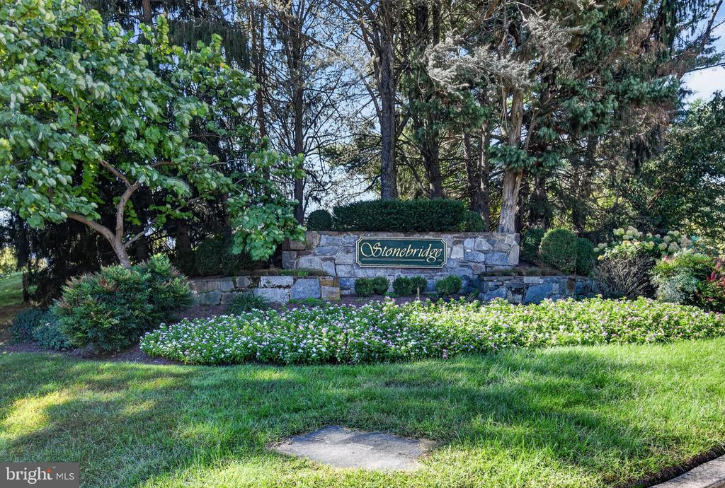 14305 OUTPOST WAY