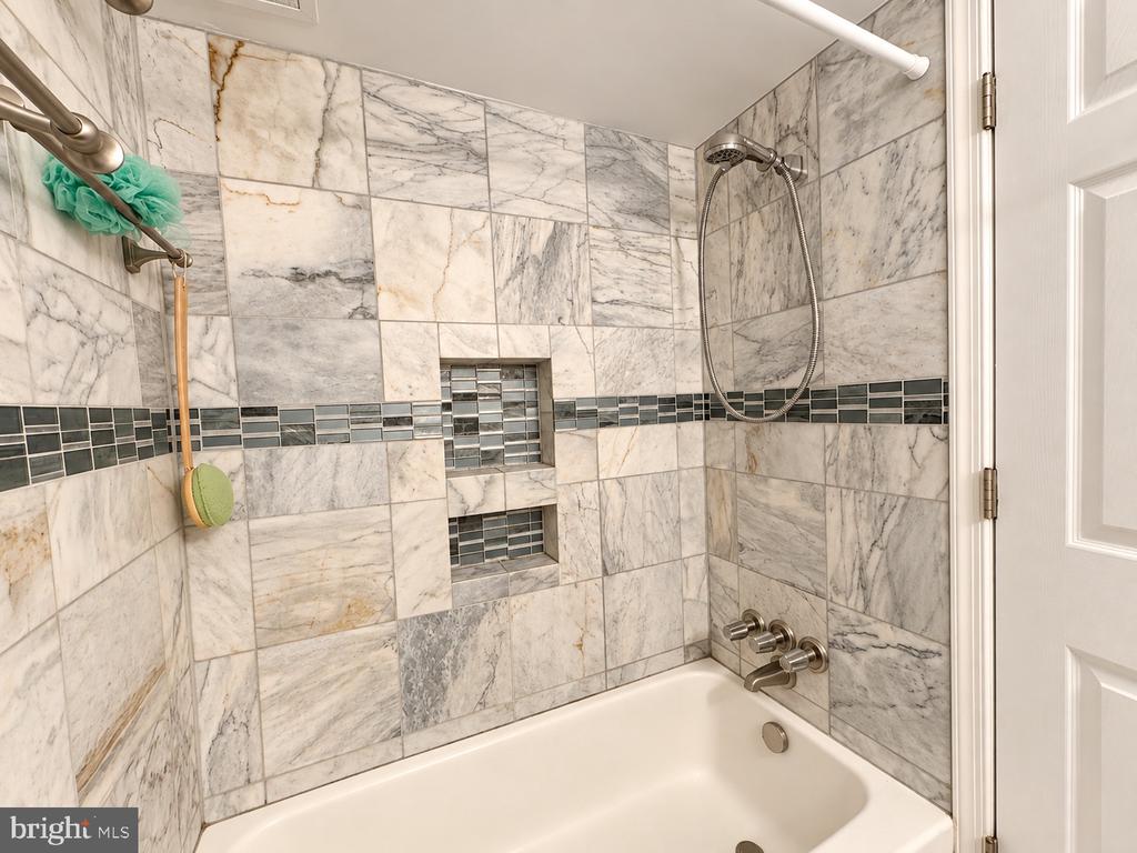 17804 BUEHLER ROAD Unit: 2-B-2