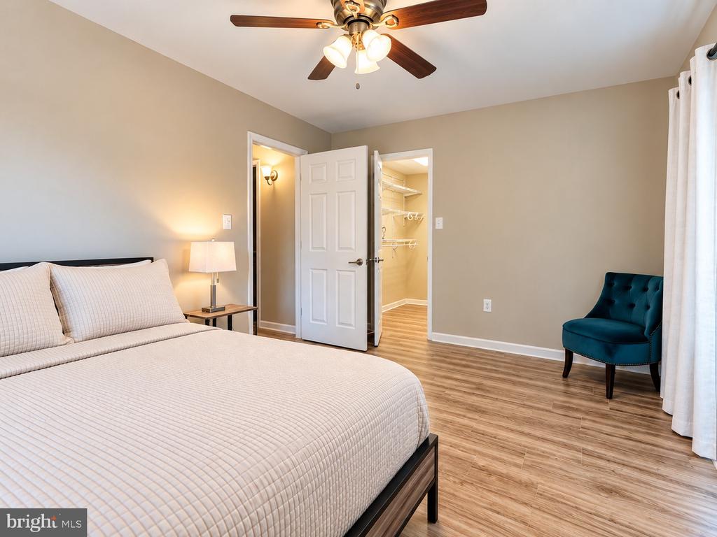 17804 BUEHLER ROAD Unit: 2-B-2