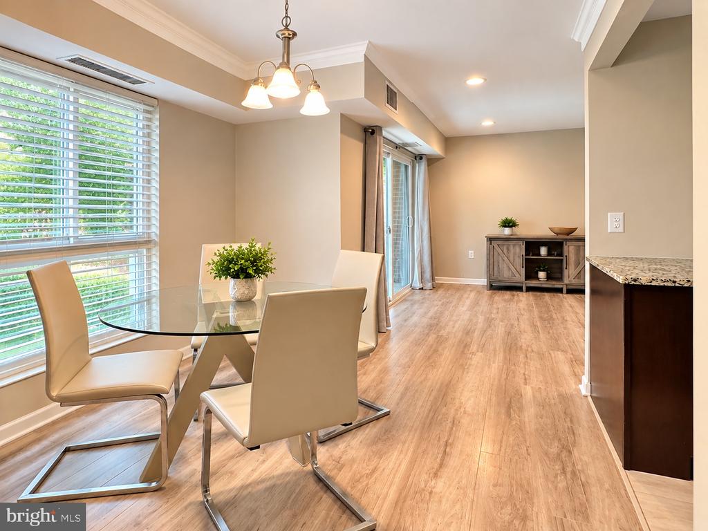 17804 BUEHLER ROAD Unit: 2-B-2