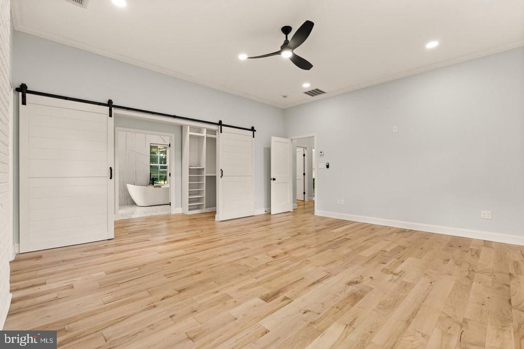 9414 WADSWORTH DRIVE