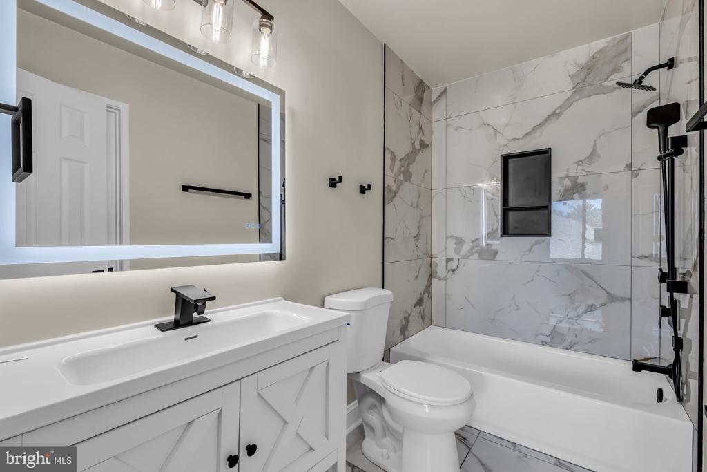 10022 WEDGE WAY