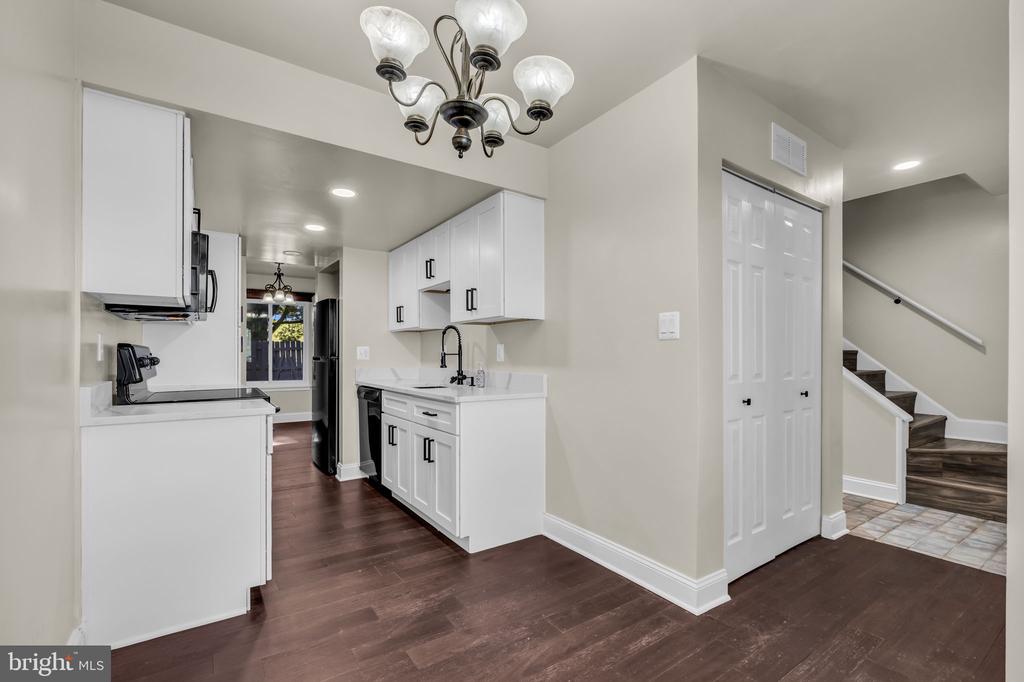 10022 WEDGE WAY